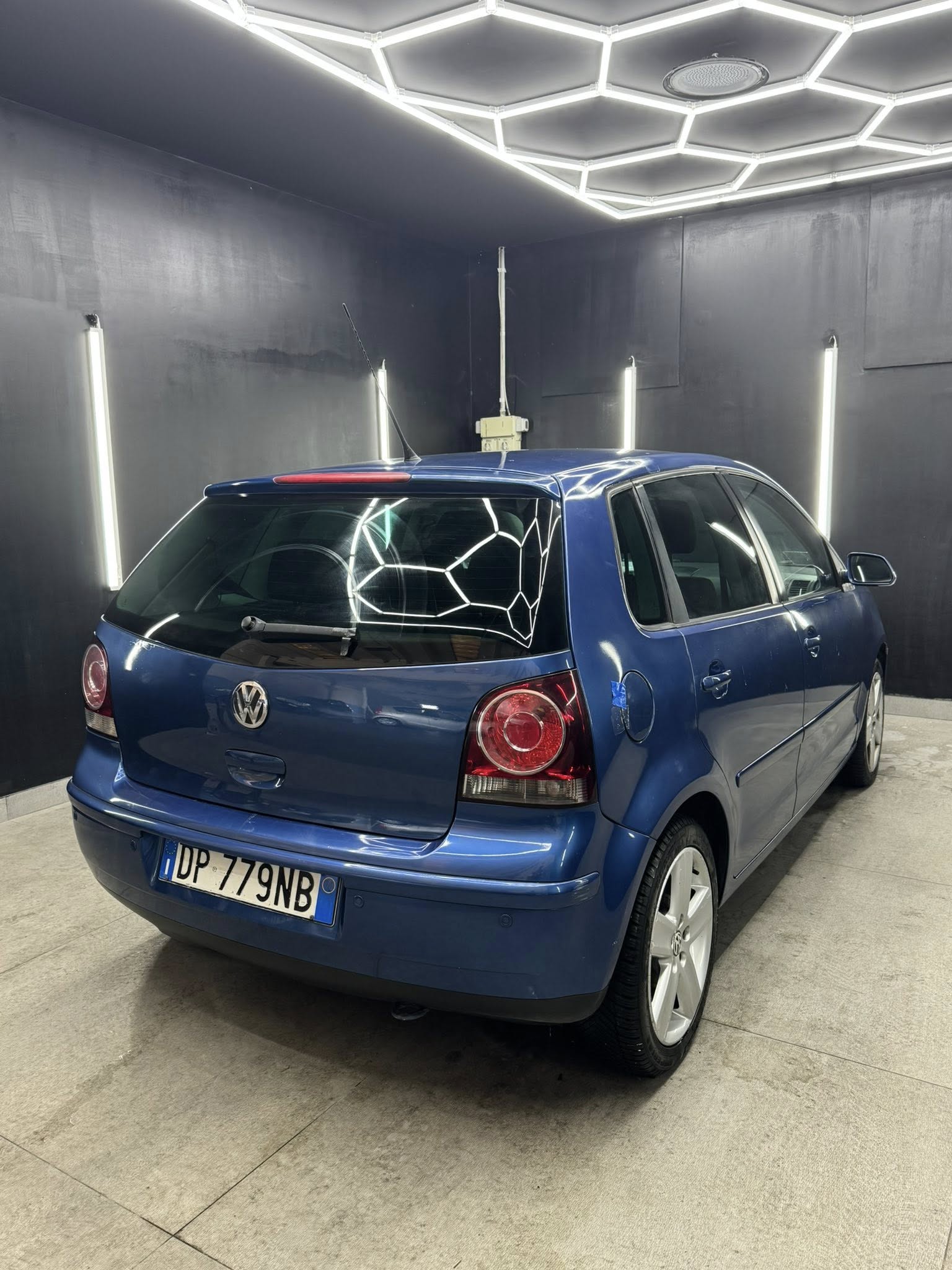 
VOLKSWAGENPolo 1.4/80CV 16V 5p. Sportline2008 full									