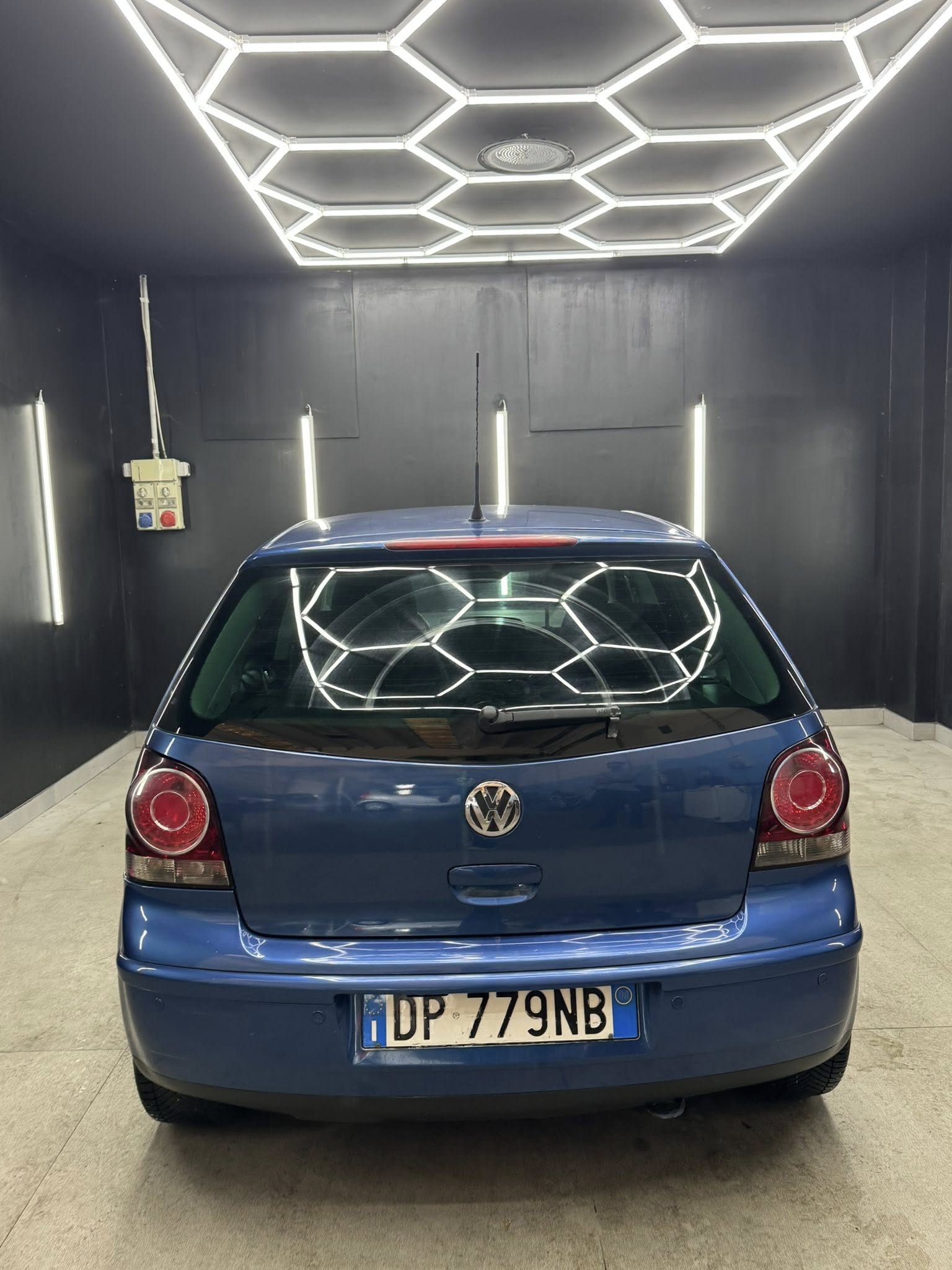 
VOLKSWAGENPolo 1.4/80CV 16V 5p. Sportline2008 full									