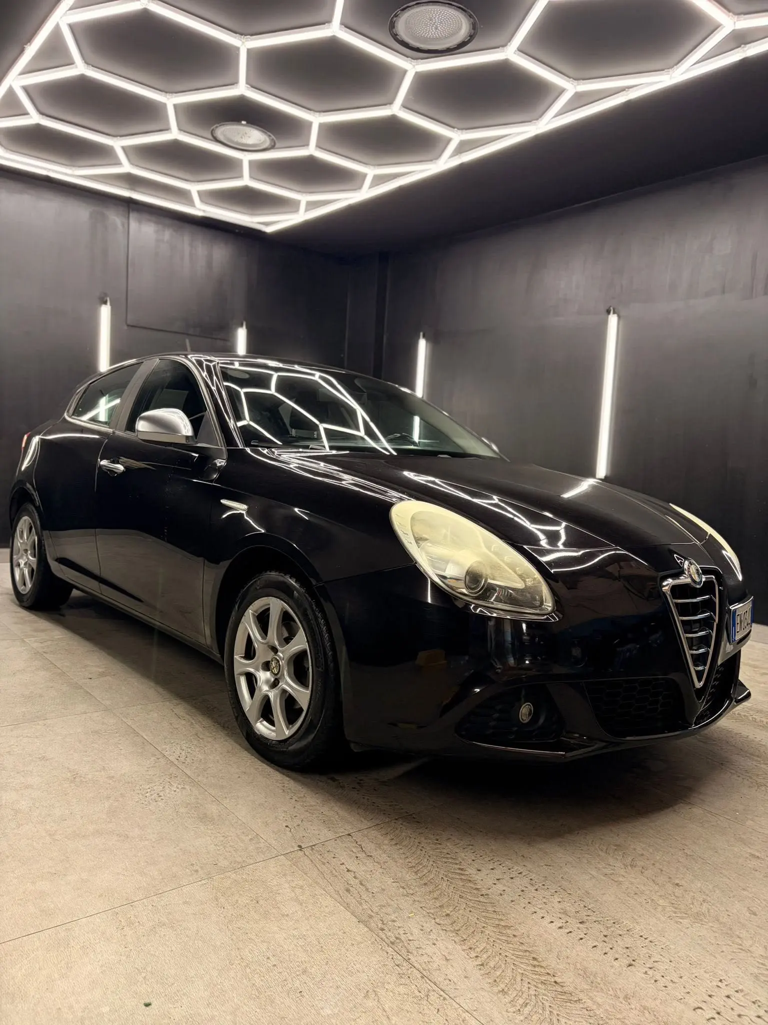 
ALFA ROMEOGiulietta 1.4 Turbo 120 CV GPL Distinctive2012 full									
