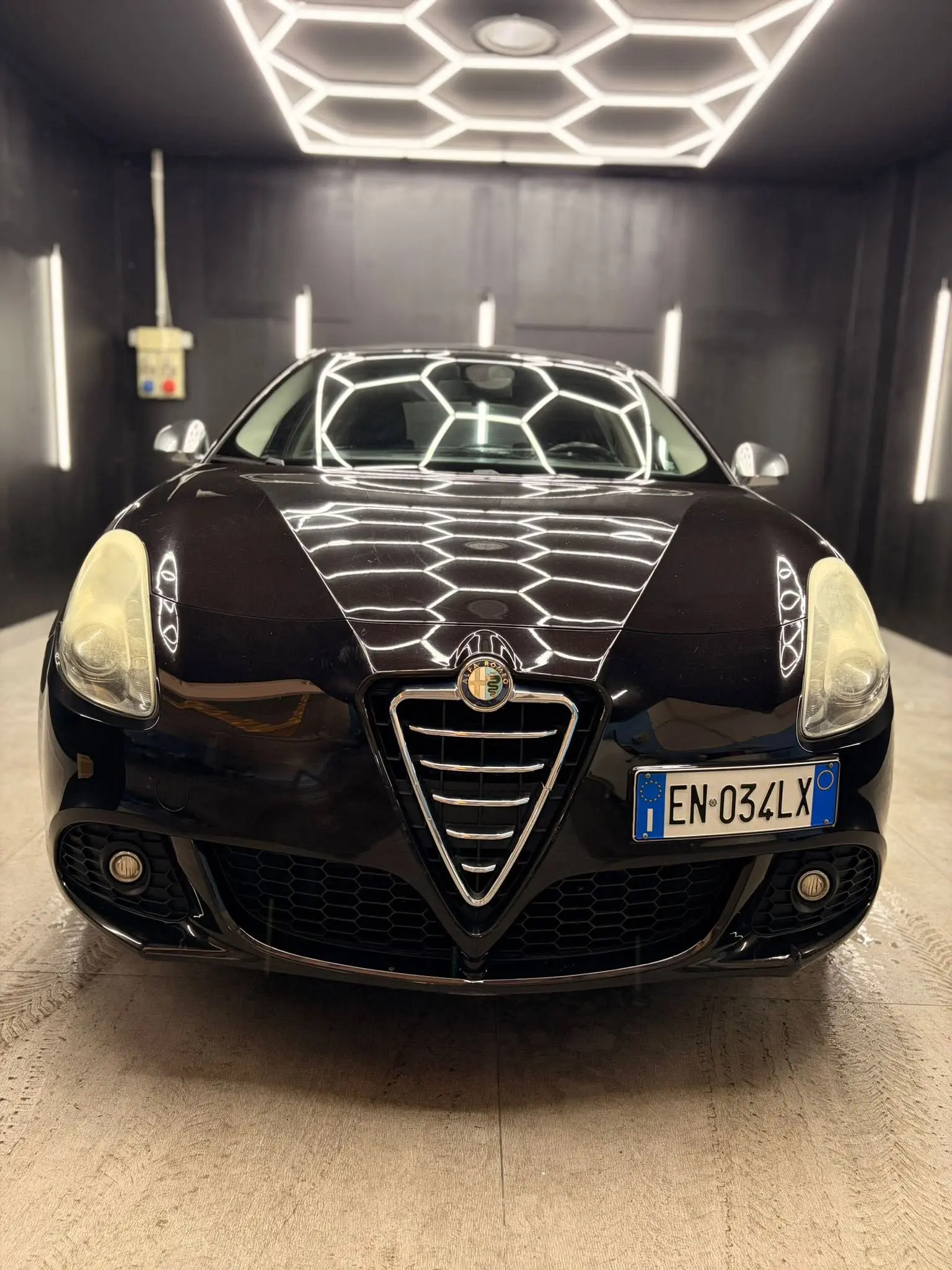 
ALFA ROMEOGiulietta 1.4 Turbo 120 CV GPL Distinctive2012 full									
