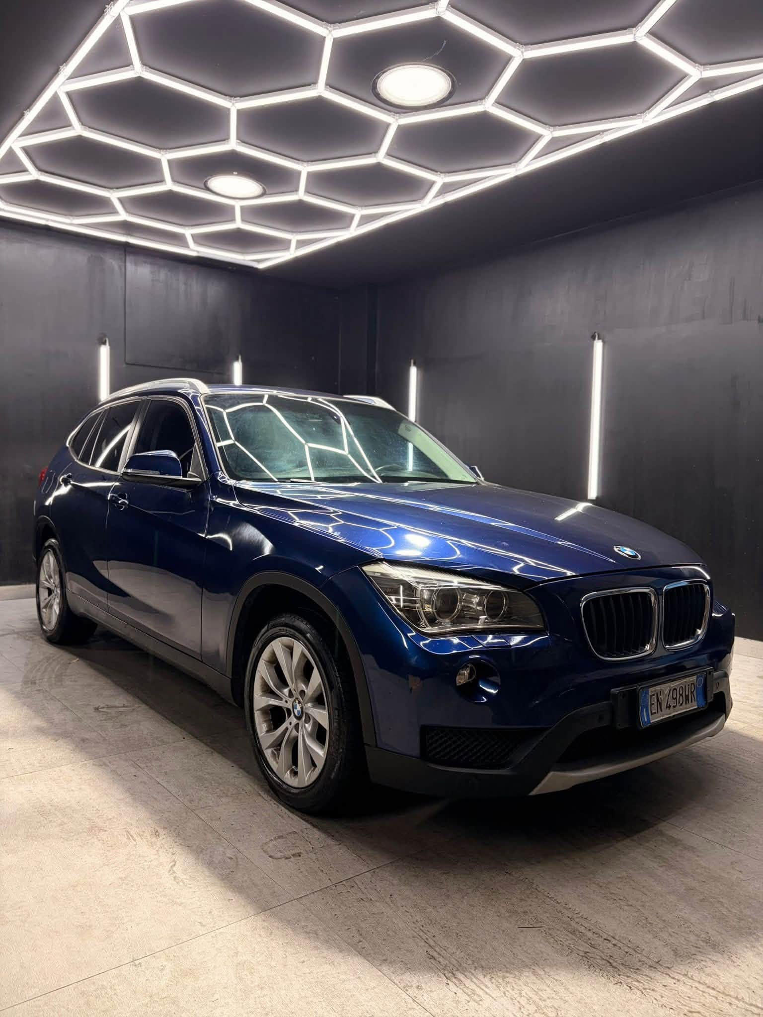 
BMWX1 xDrive18d Msport2012 full									