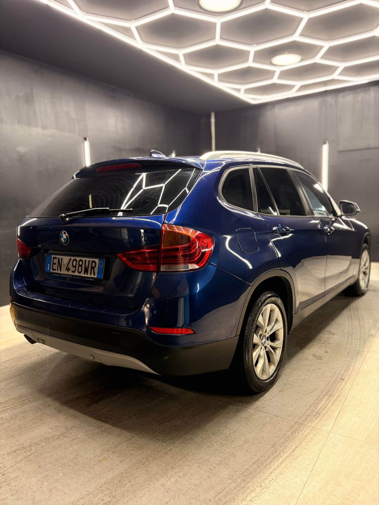 
BMWX1 xDrive18d Msport2012 full									