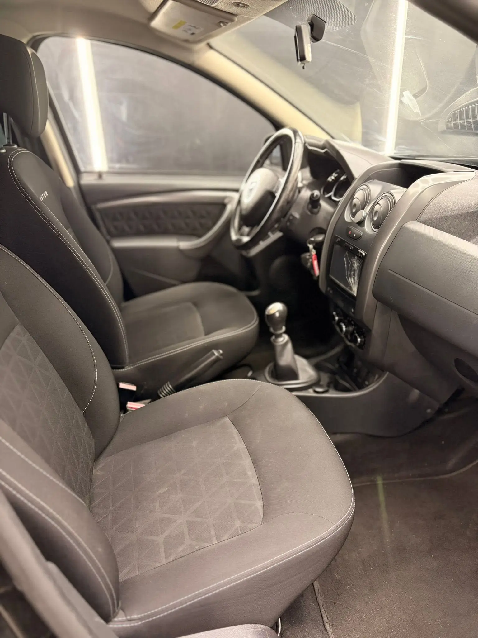 
DACIADuster 1.2 TCe 125CV Start&Stop 4×2 Prestige2015 full									