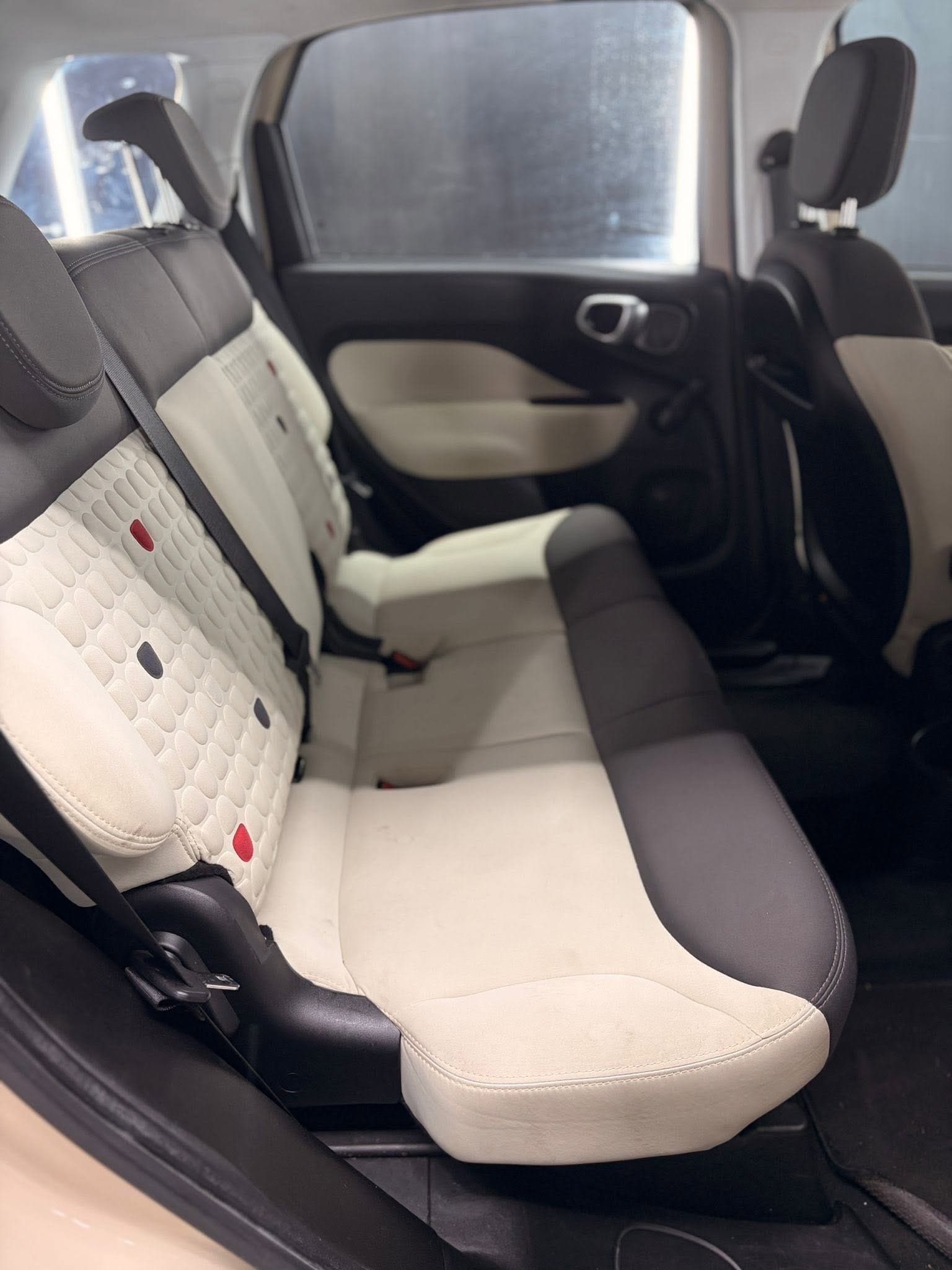 
FIAT500L 1.3 Multijet 85cv Dualogic Lounge2014 full									