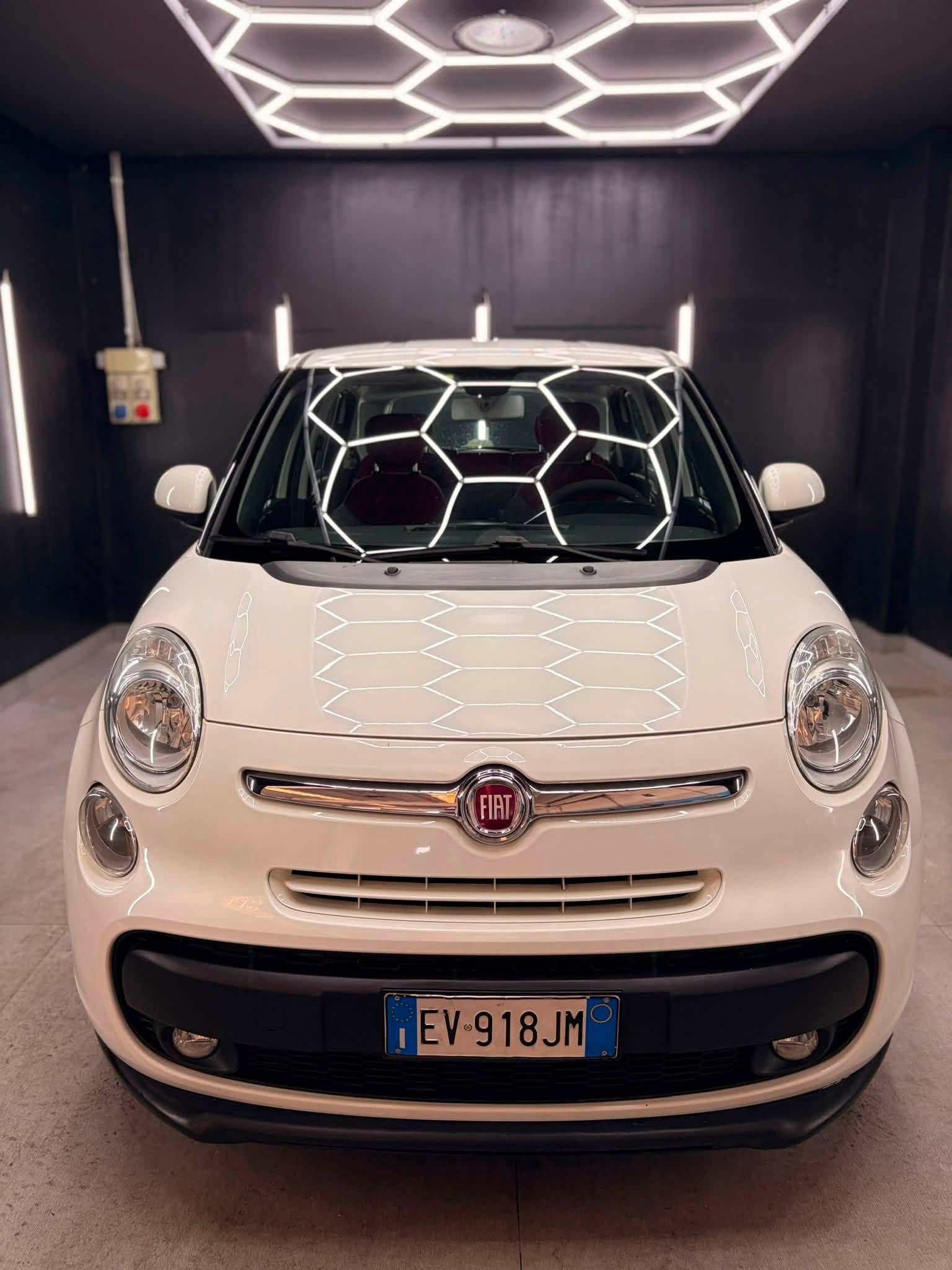 
FIAT500L 1.3 Multijet 85 CV Lounge2014 full									