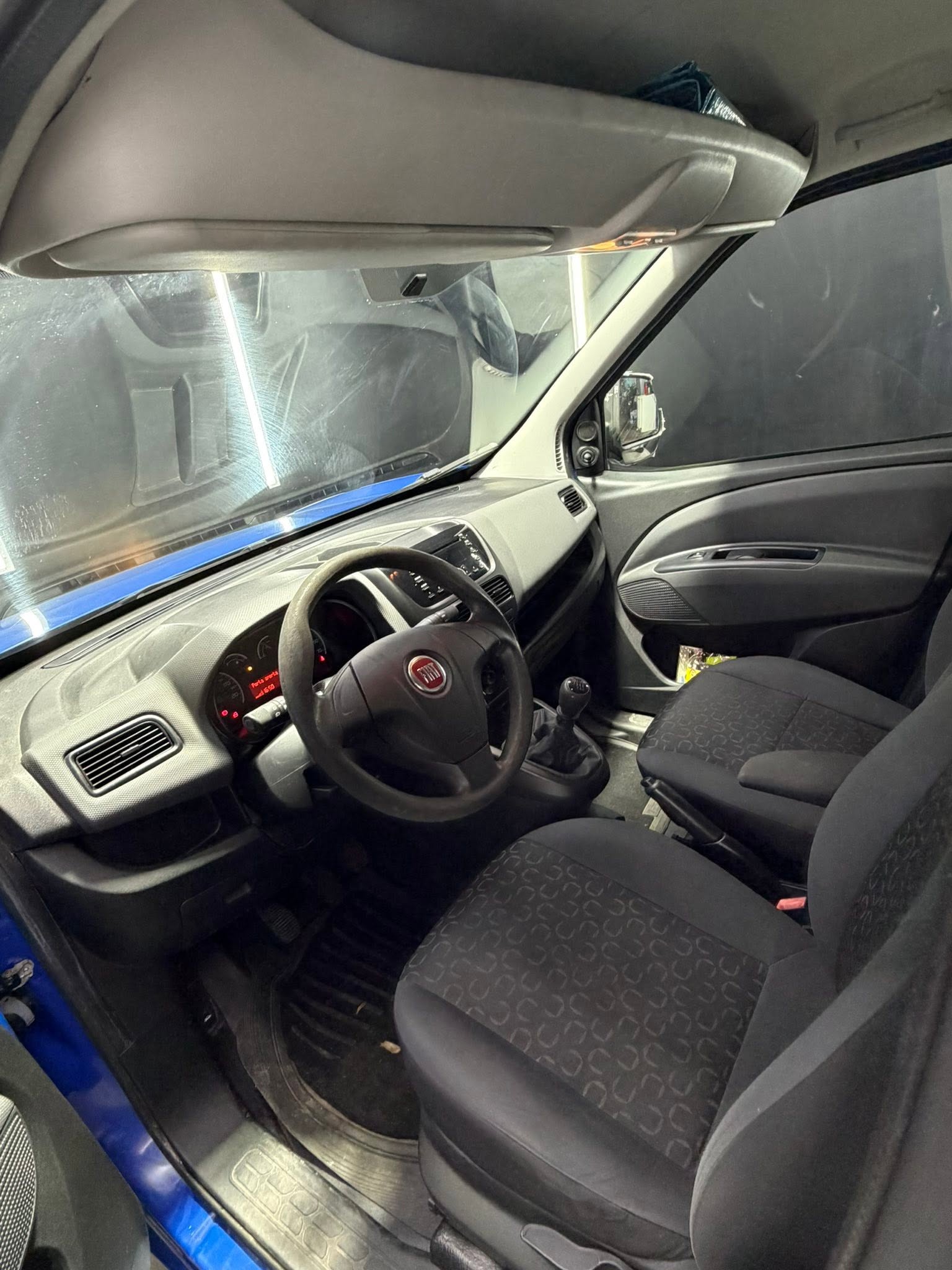 
FIATDoblò 1.4 T-Jet Natural Power PC-TN Cargo Lamierato SX2012 full									