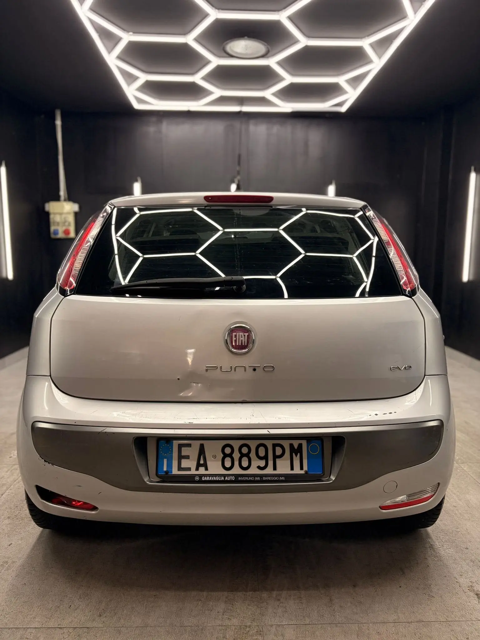 
								FIATPunto Evo 1.4 5p Start&Stop Dualogic Dynamic full									