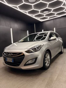 HYUNDAIi30 Wagon 1.6 CRDi Go! Brasil2014