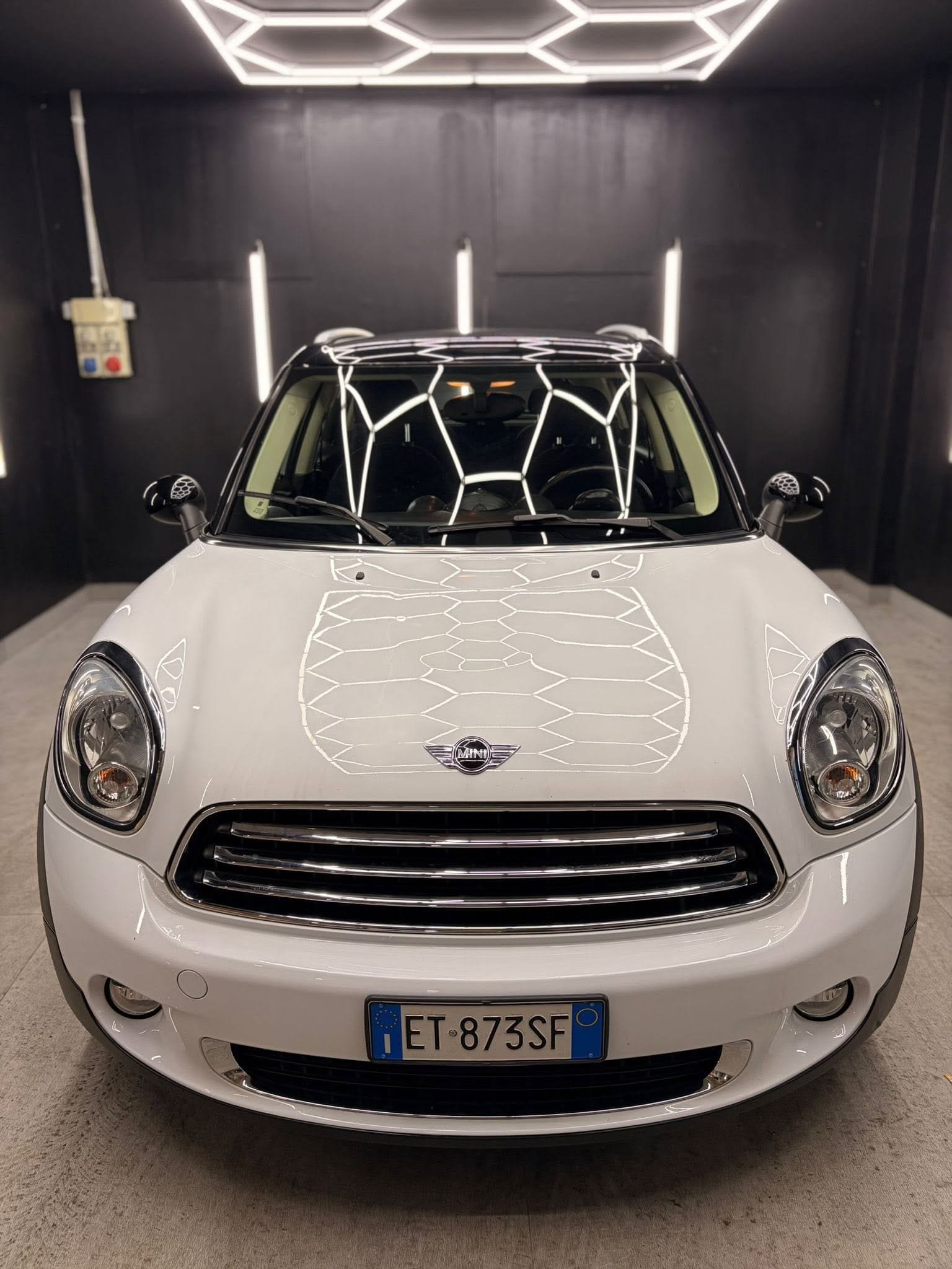 
MINICountryman 1.6 Cooper D2013 full									