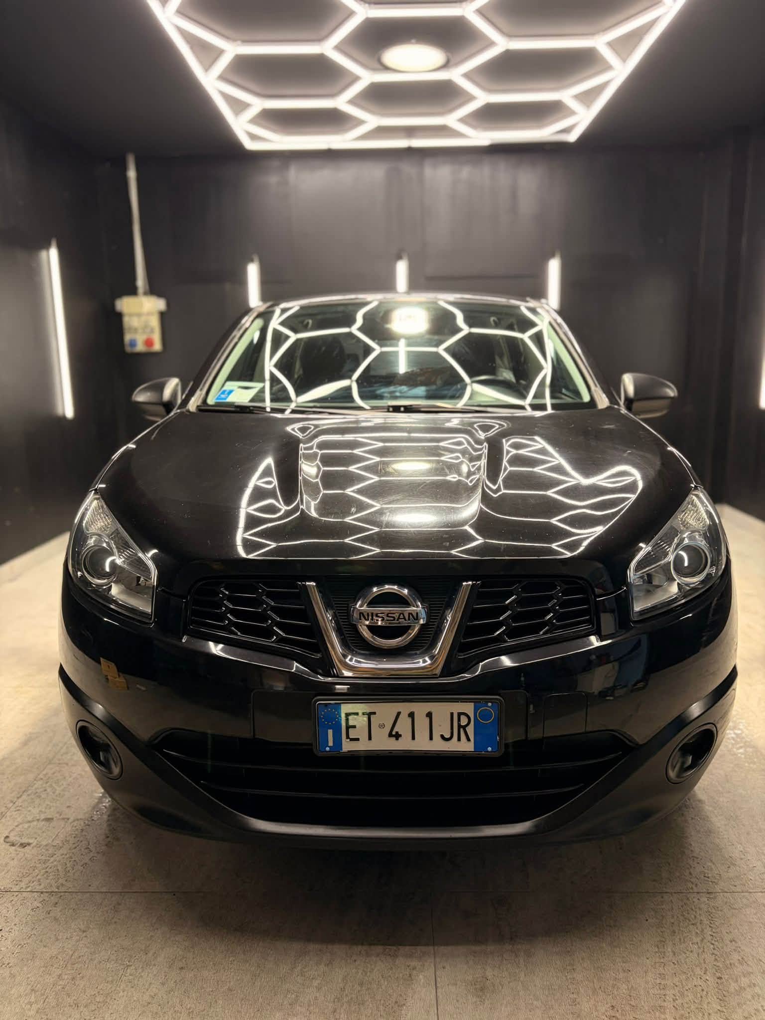 
NISSANQashqai 1.5 dCi DPF Tekna2014 full									