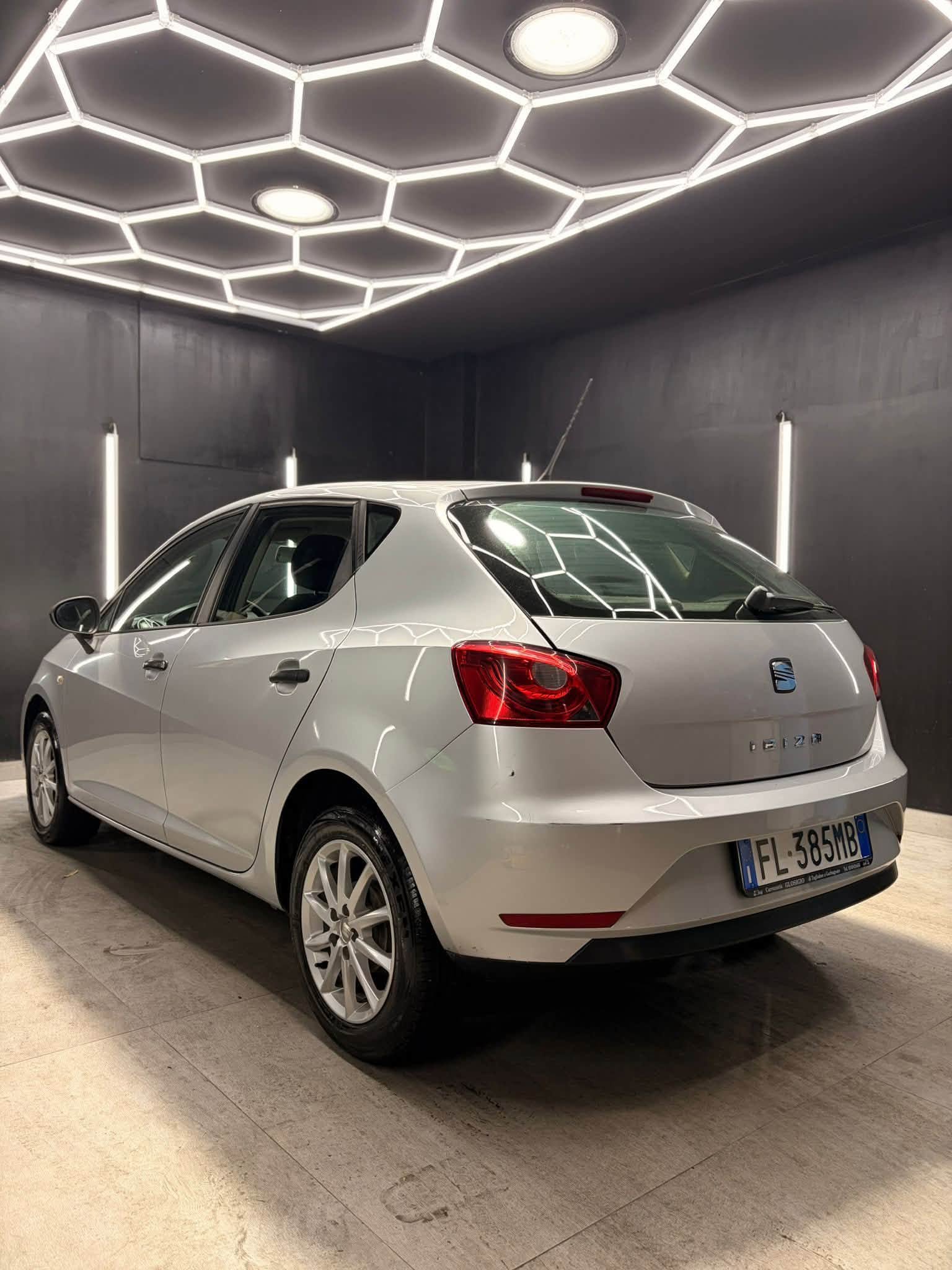 
SEATIbiza 1.2 TSI 86 CV 5p FR2017 full									