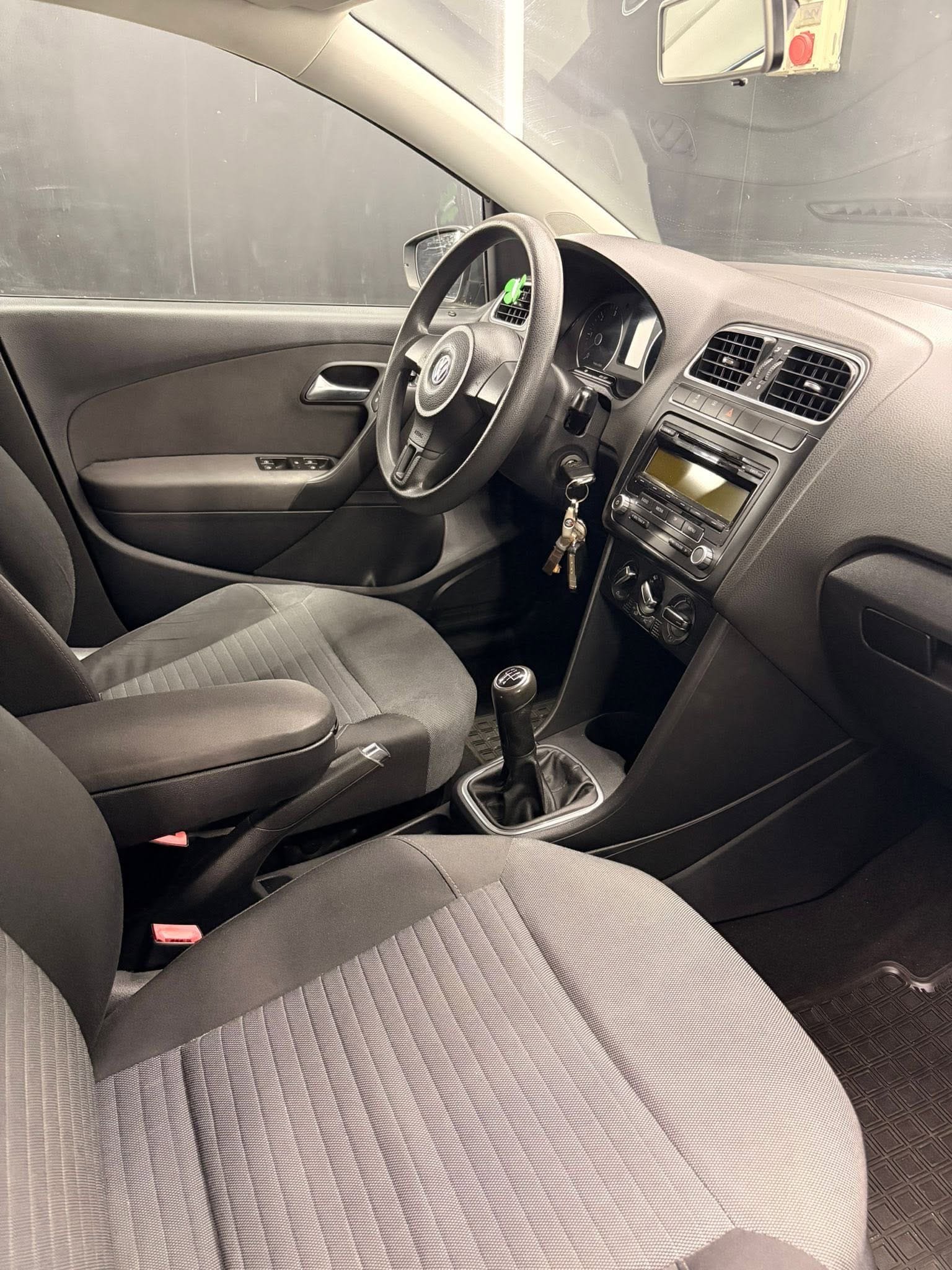 
VOLKSWAGENPolo 1.6 TDI DPF 5p Comfortline full									