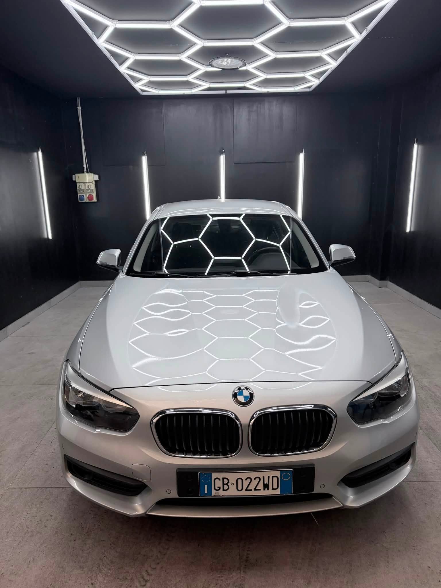 
								BMWSerie 1 116d Advantage 5p2018 full									