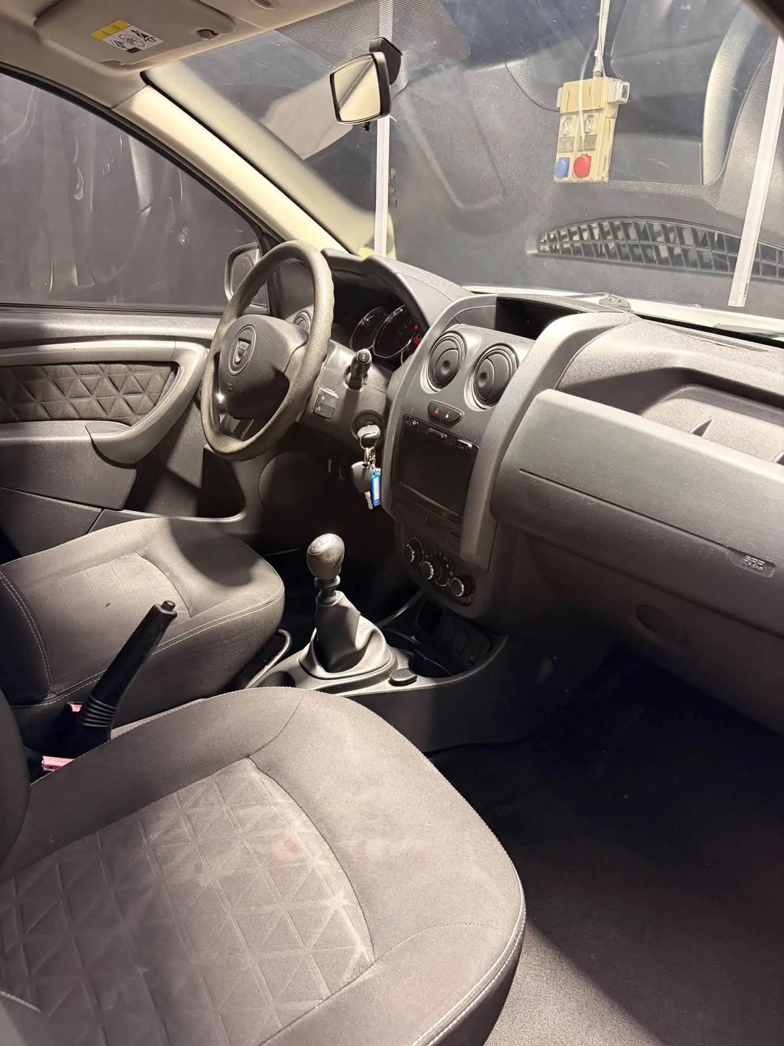 
								DACIADuster 1.5 dCi 110cv 4×2 Laureate2014 full									