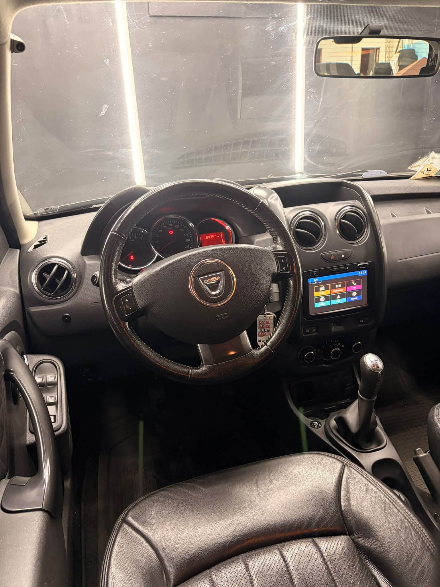 
								DACIADuster 1.6 Laureate GPL 4×2 105cv2014 full									