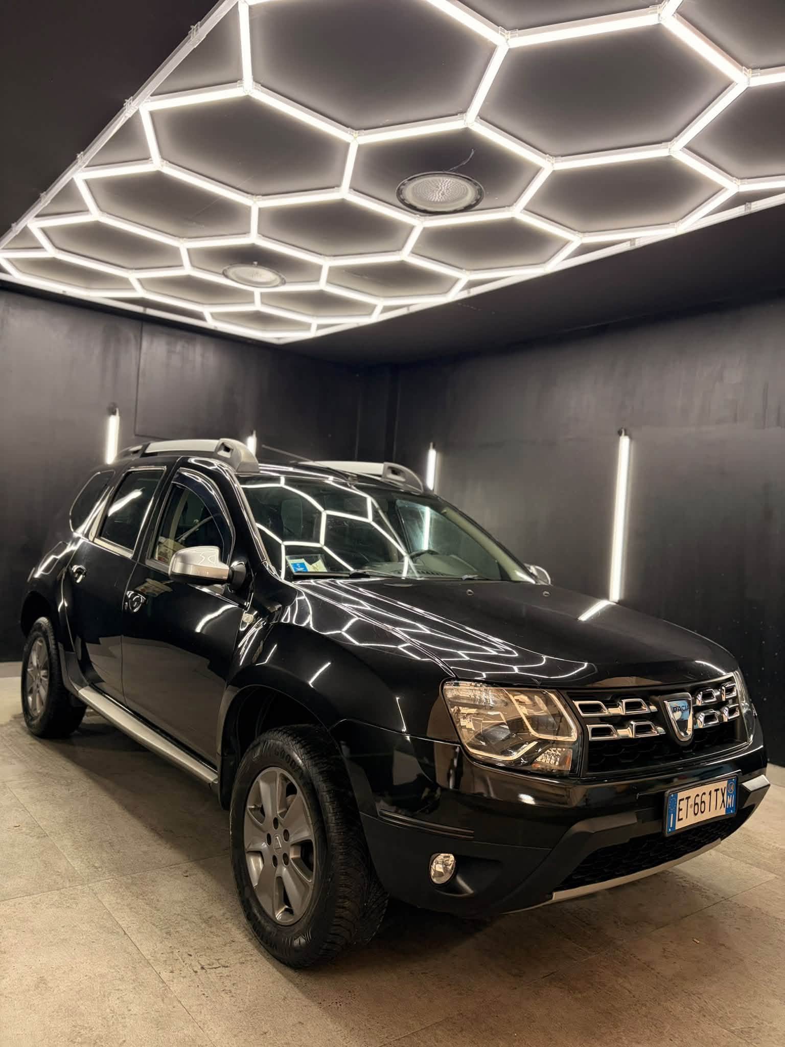 
								DACIADuster 1.6 Laureate GPL 4×2 105cv2014 full									