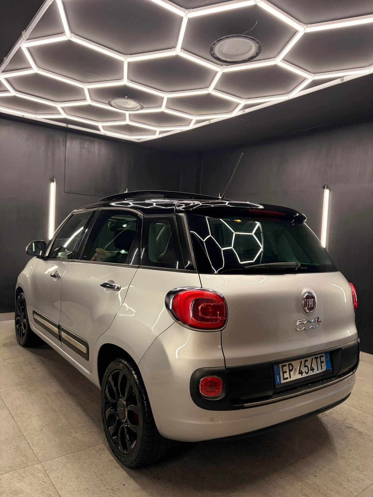 
								FIAT500L 1.3 MultiJet 85 CV Dualogic Lounge2013 full									