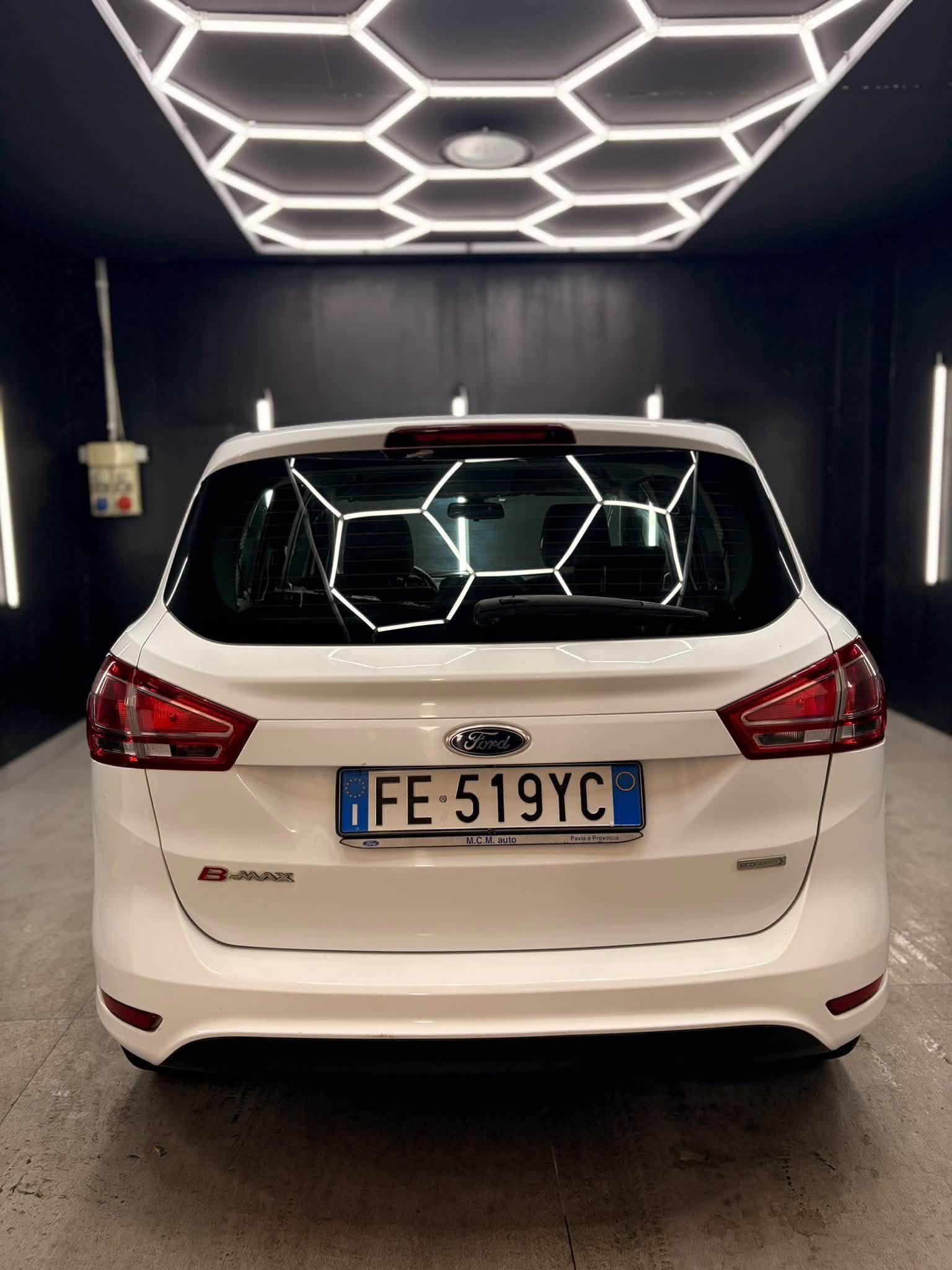 
								FORDB-Max Business 1.0 EcoBoost 100 CV2016 full									