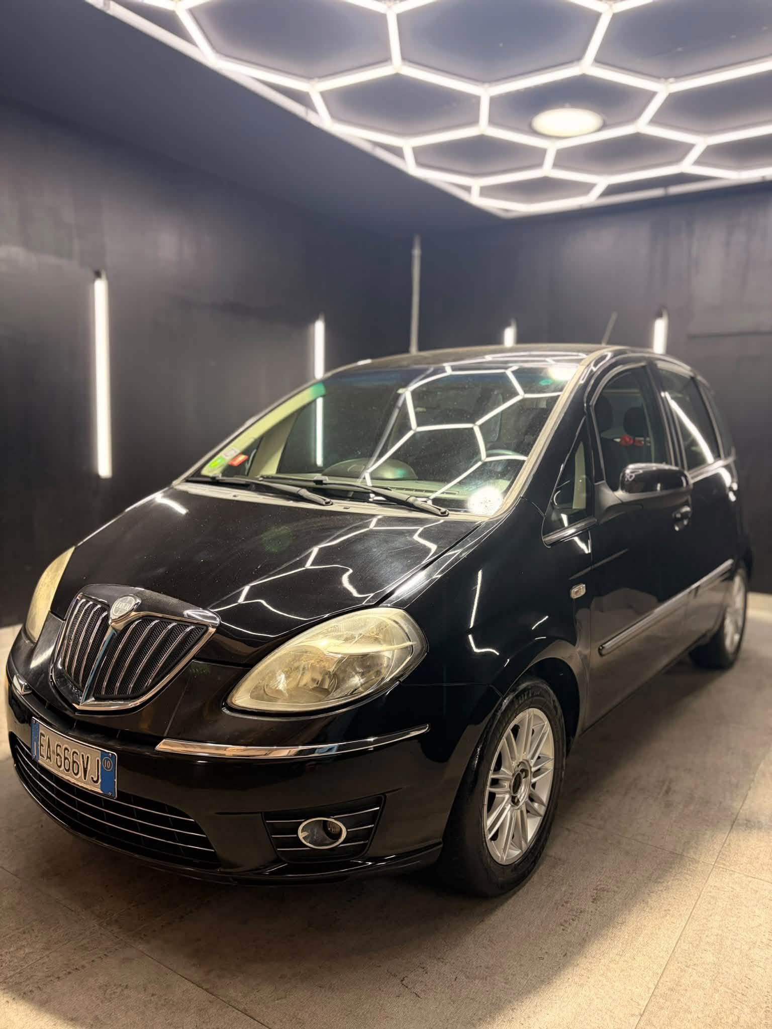 LANCIAMusa 1.4 16V Poltrona Frau 95cv2010