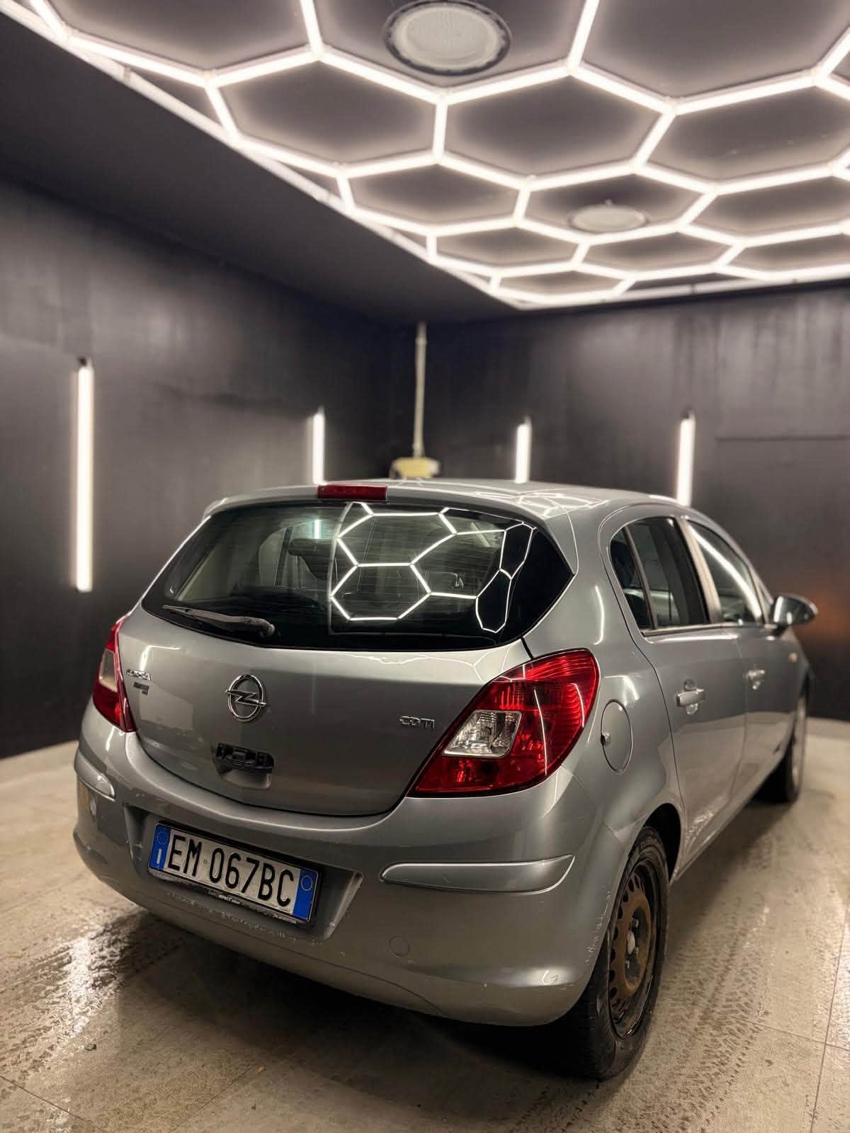 
								OPELCorsa 1.3 CDTI 75 CV 5p Sport2012 full									