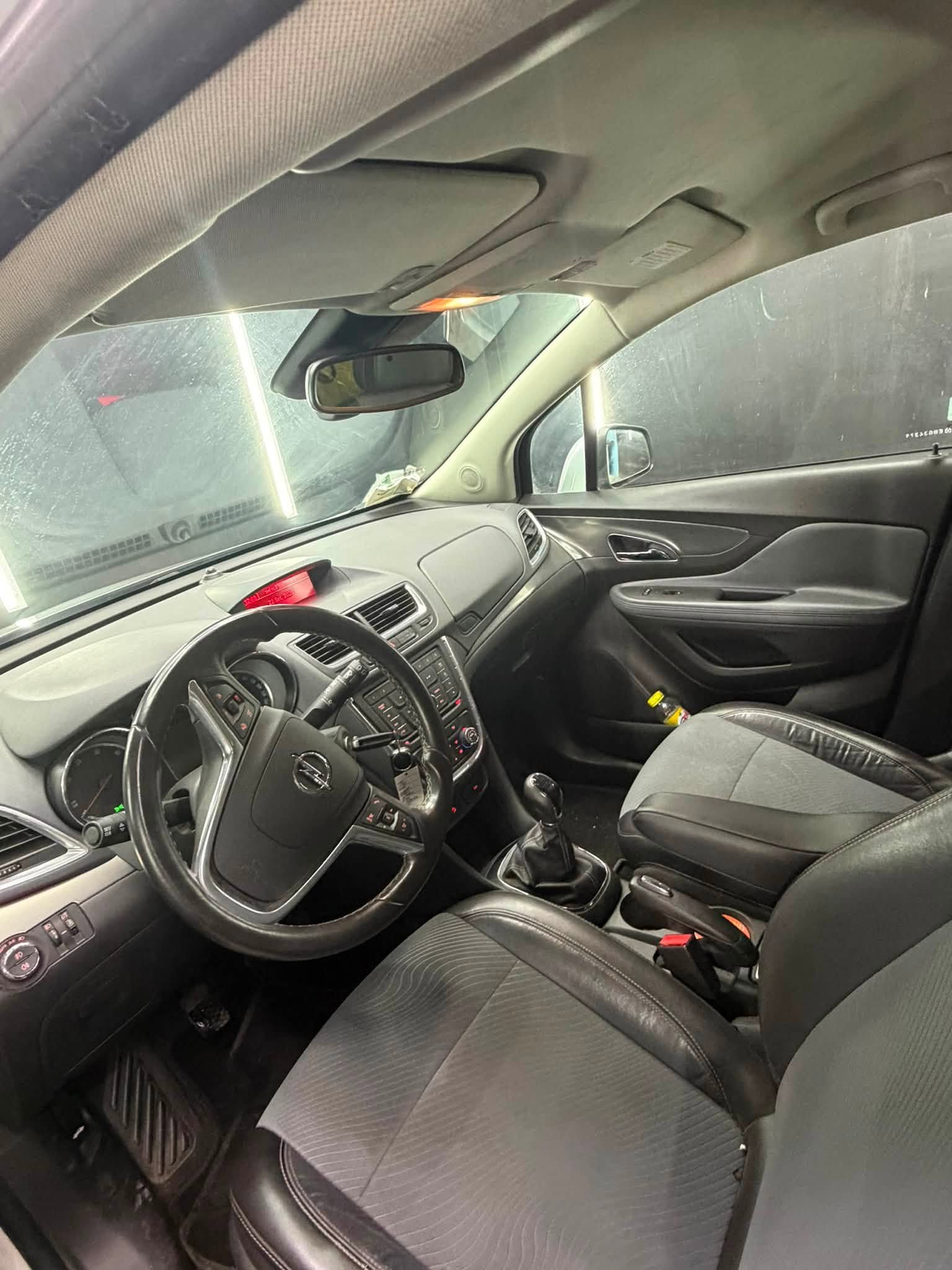 
								OPELMokka 1.7 CDTI Cosmo S&S 131 CV2014 full									