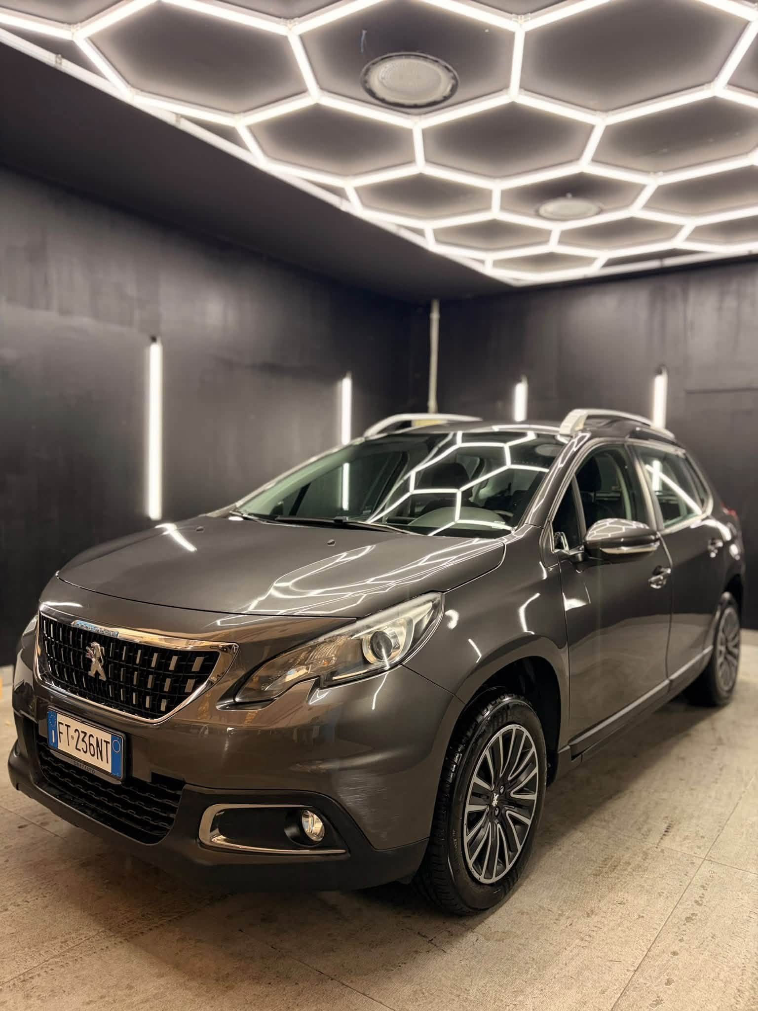 PEUGEOT2008 1.2 PureTech Allure2018