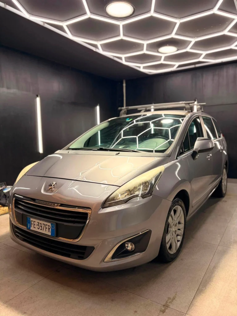 PEUGEOT5008 1.6 BlueHDi Allure 7posti2016