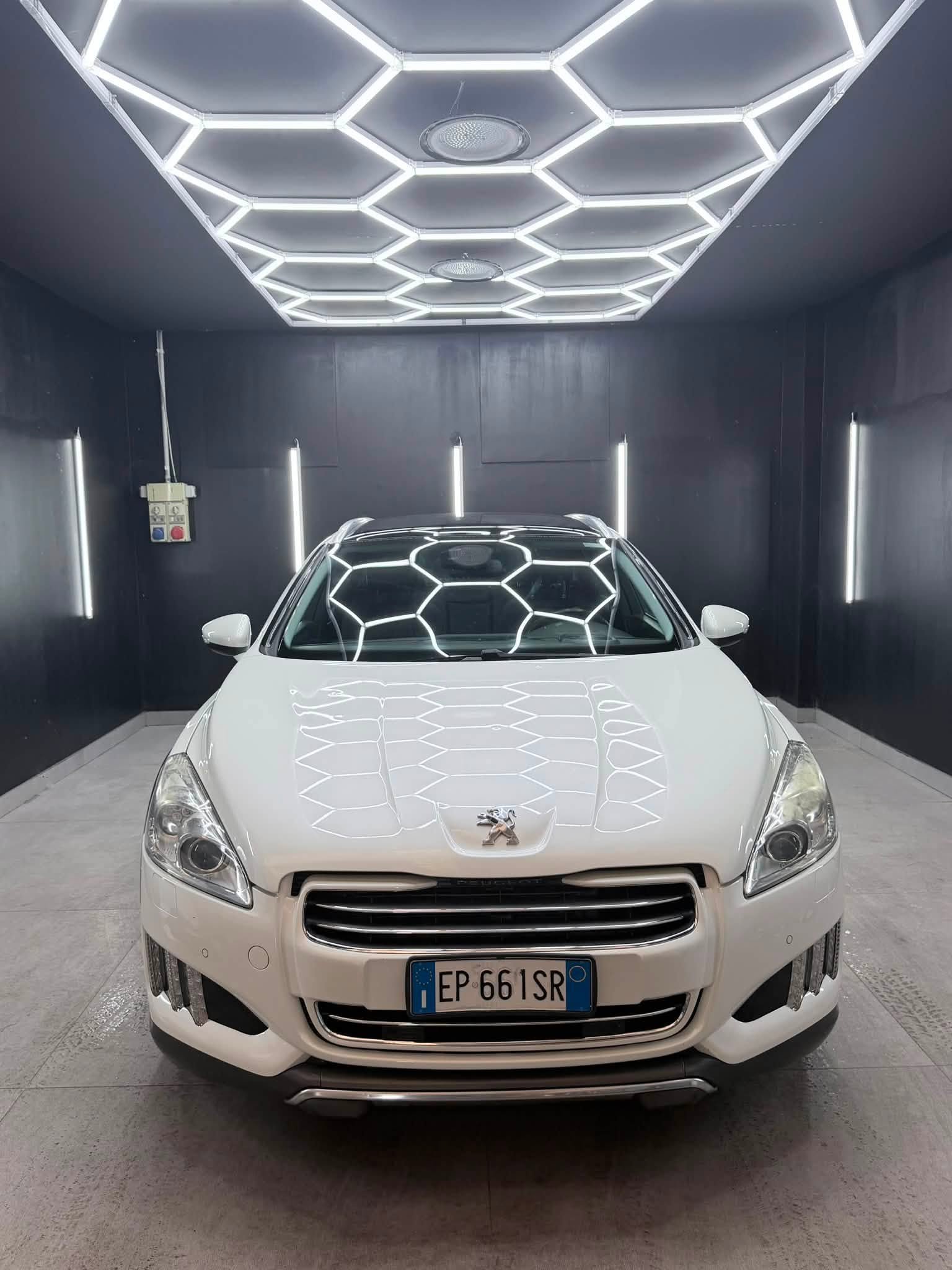 
								PEUGEOT508 RXH 2.0 HDi Hybrid4 200cv2013 full									