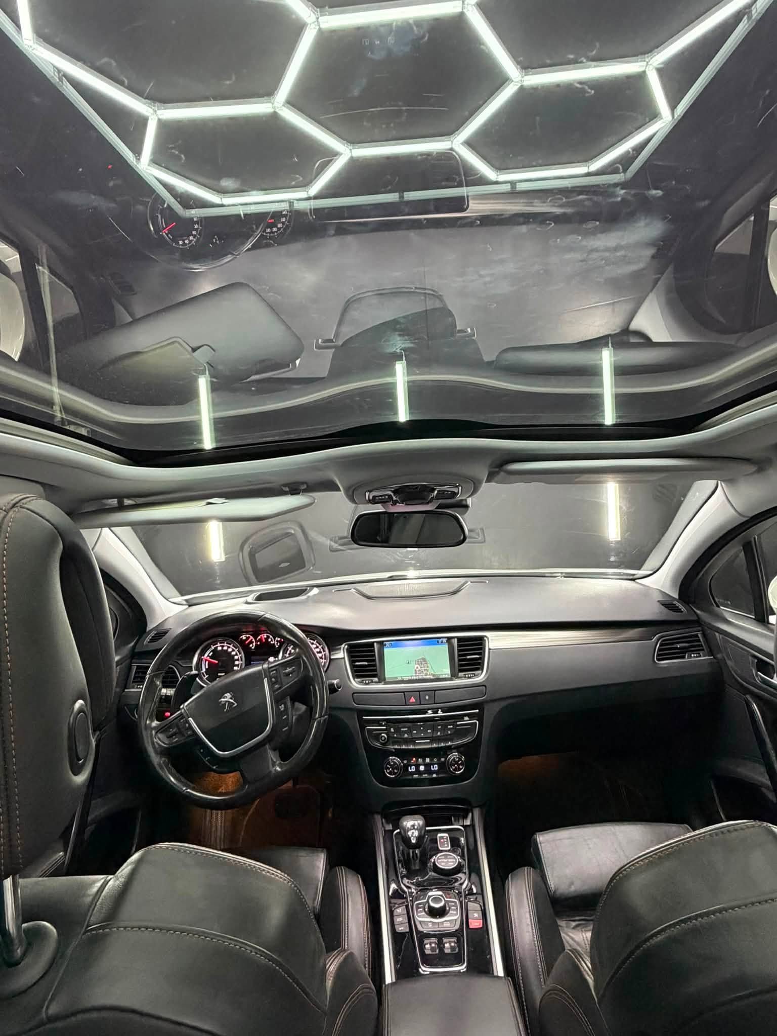 
								PEUGEOT508 RXH 2.0 HDi Hybrid4 200cv2013 full									