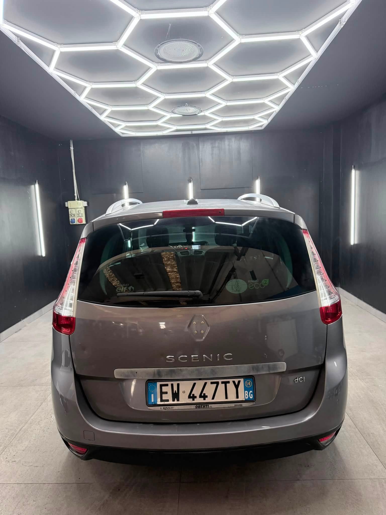 
								RENAULTGrand Scenic 7 posti 1.5 dCi Limited S&S 110cv2014 full									