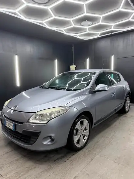 RENAULTMegane 1.6 16v Confort
