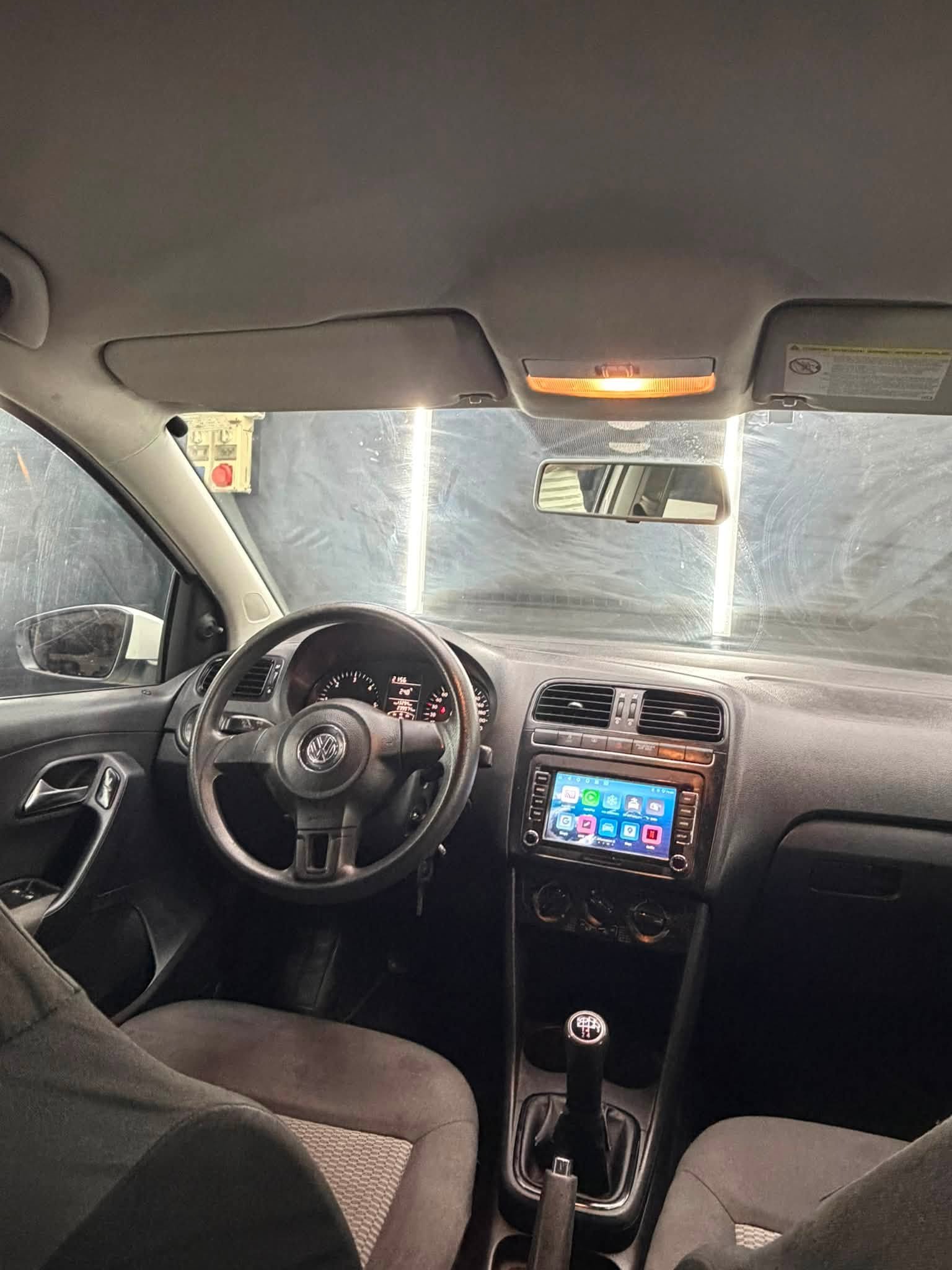 
								VOLKSWAGENPolo 1.6 TDI 5p Comfortline full									
