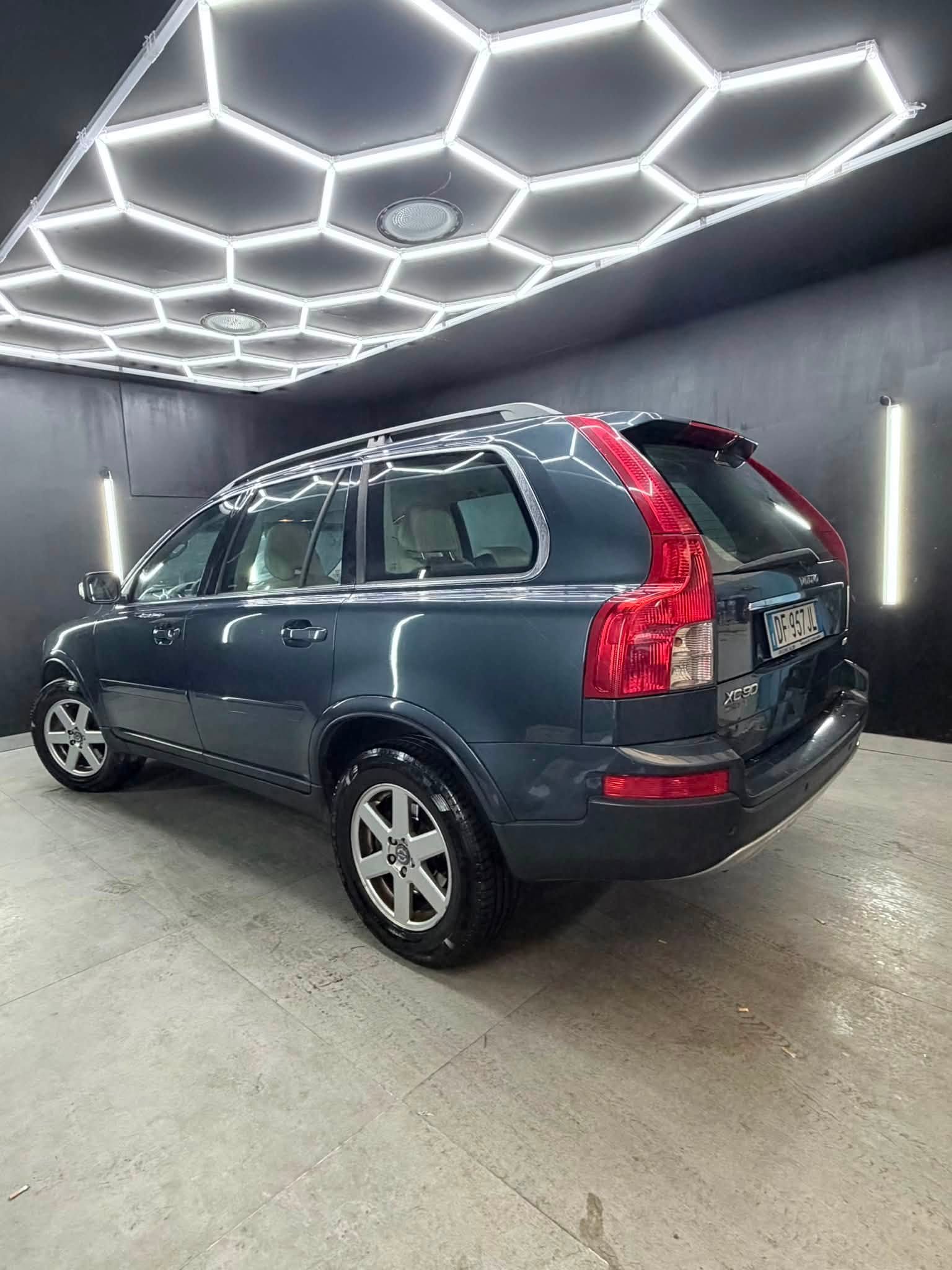 
								VOLVOXC90 2.4 D5 AWD Executive Aut. full									